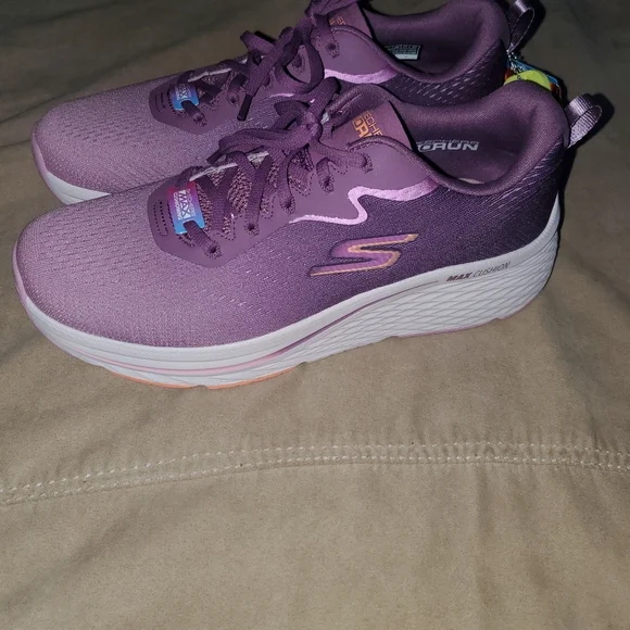 Performance Max Cushioning Elite 20 Superior Stride Womens Sneaker - Picture 9 of 11